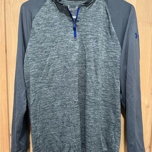 Under Armour Men's Gray 1/4 zip Long Sleeve Shirt